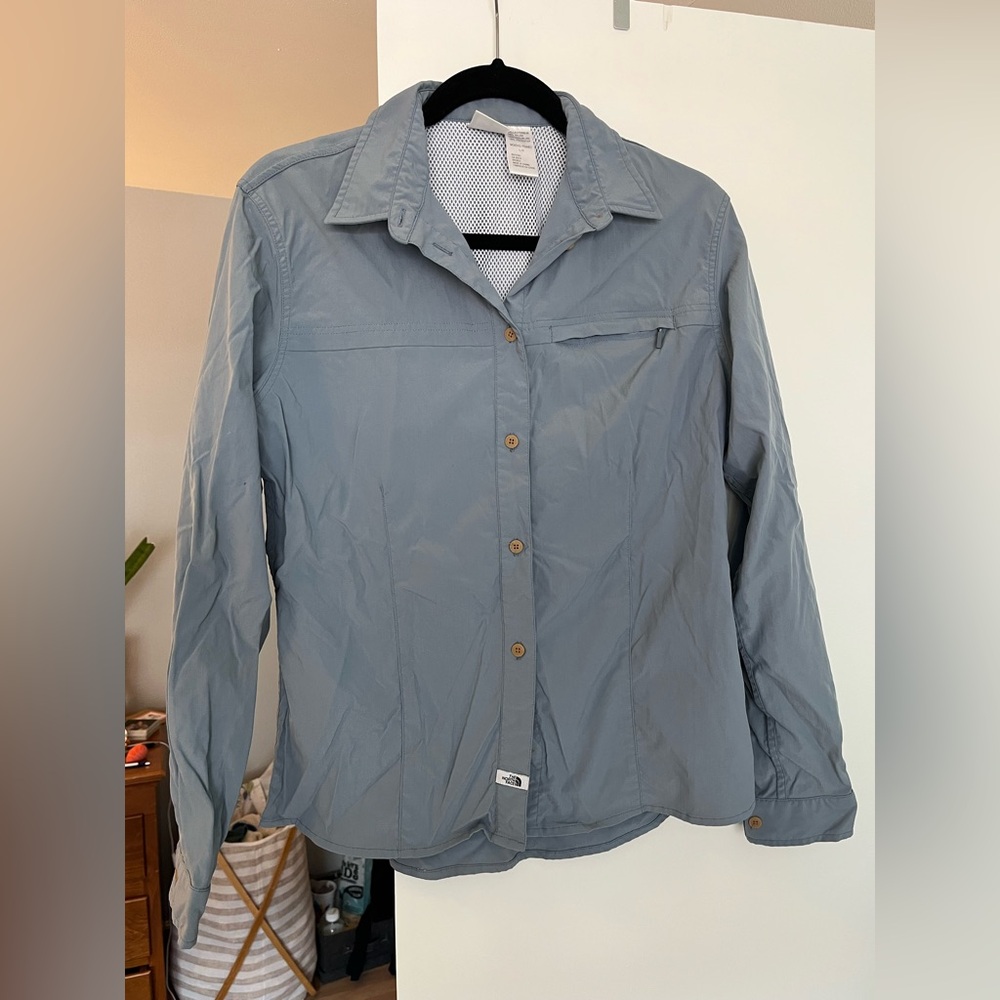 The North Face Women’s Slate Grey Blue Outdoor Long Sleeve Button Up Shirt